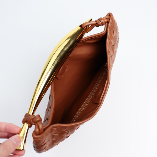 Large Handle Woven Leather Women's Bag  New Shark Dumpling Bag Solid Color Pleated Large Capacity Handbag