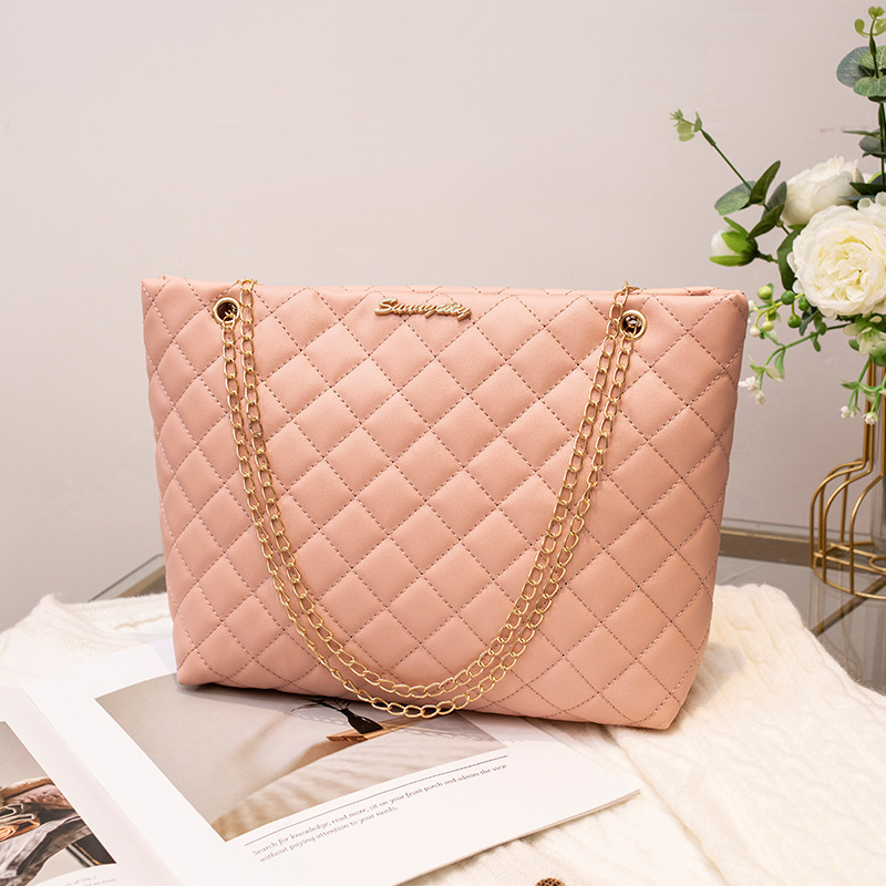 2024 bolsas de cadena de alto nivel de diamante bordadas bolsas de hombro S marca de gran capacidad bolsas de cubo comercio exterior al por mayor