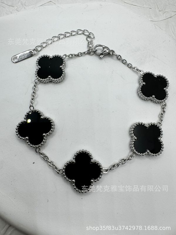 跨境爆款15mm四叶草手链女幸运花卉钛钢轻奢网红时尚不掉色手链女|undefined