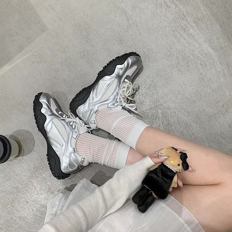 [Suiyin] 2025 nueva base de media luna original ~ encaje con perlas de alta casual Gump zapatos de entrenamiento de mujeres