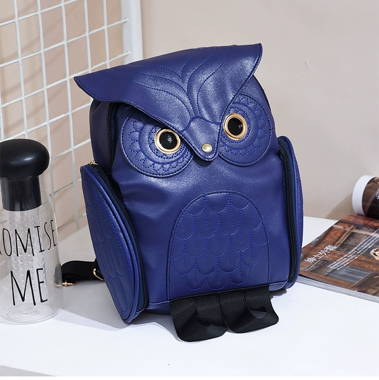 Trend backpack, fashionable cartoon three dimensional travel bag