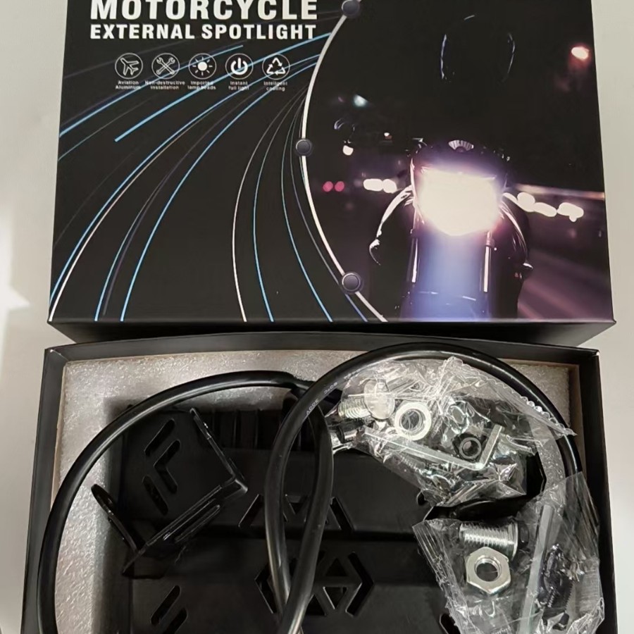 Faros LED de motocicleta tres, cuatro y cinco ojos luces cercanas y lejanas impermeables para vehículos eléctricos