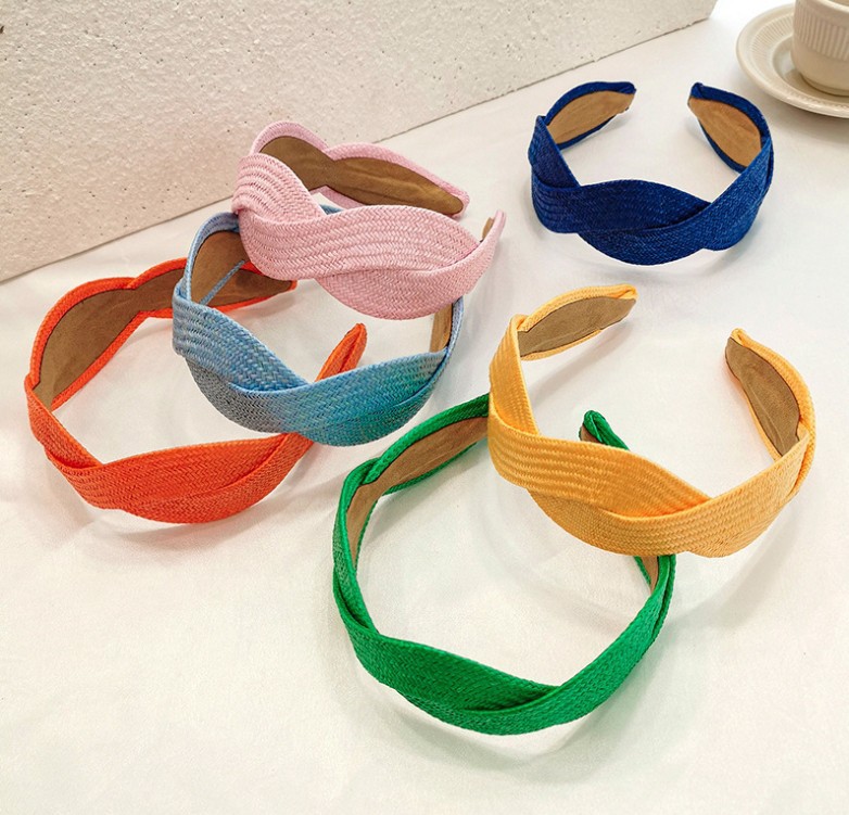 Retro Simple Style Solid Color Cloth Handmade Knitting Hair Band display picture 2