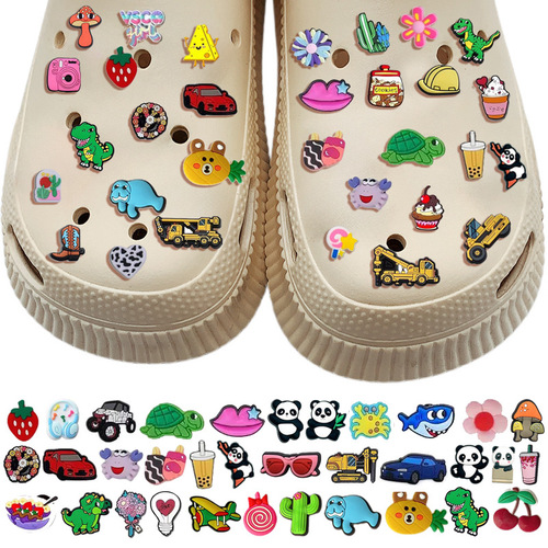 New holey shoes shoe flowers shoe buckle cute cartoon shoe flowers DIY shoe accessories holey shoes shoe buckle decoration PVC soft rubber