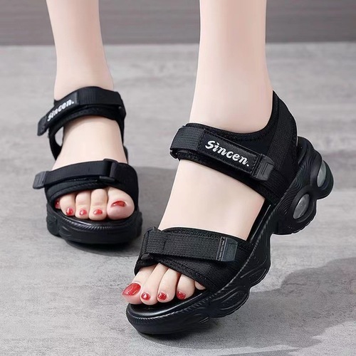 2025 Thick Sole Anti-Slip Slap Sandals Comfortable Women's Outwear Breathable Casual Matchable Magic Tape Flip Flops