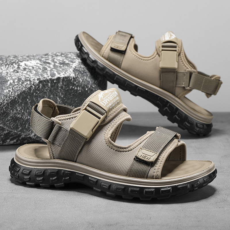 Sandalias para hombres verano 2024 al aire libre zapatos deportivos de playa casuales para niños con sandalias de suela suave