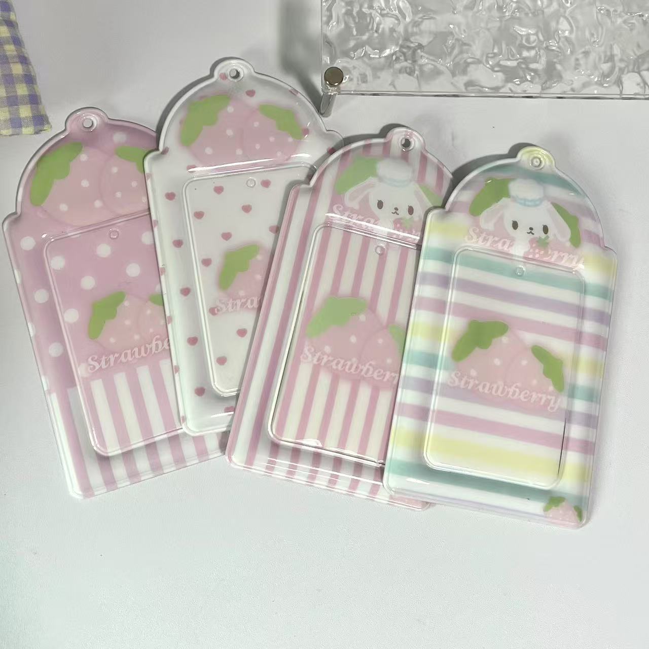 Wholesale supply of external network wind sweet rabbit 3 inch card holder photo card pendant key ring card holder
