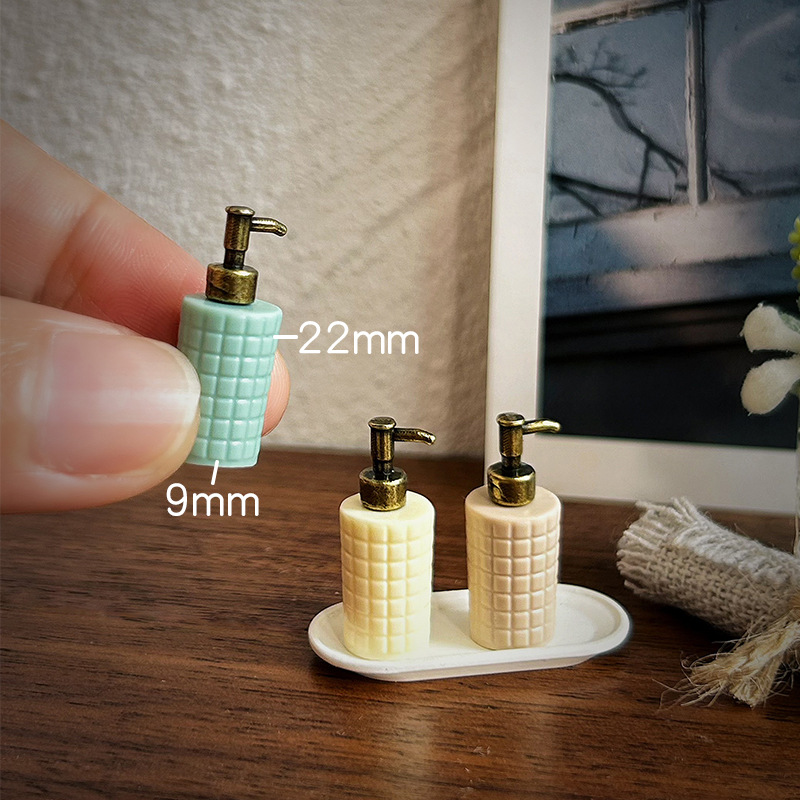 Botella de loción en miniatura embotellada modelo de juguete casa de muñecas accesorios de baño mini botella de baño g109