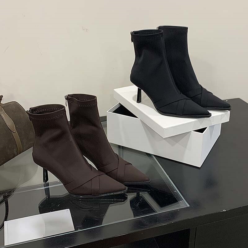 Crazy Star Group~French-Style Elegant Black High-Heeled Stretch Short Boots for Women, Slim Heel, Pointed Toe, Slimming Effect, Internet Celebrity Ankle Boots Crazy Star Group~French-Style Elegant Black High-Heeled Stretch Short Boots for Women, Slim Heel, Pointed Toe, Slimming Effect, Internet Celebrity Ankle Boots