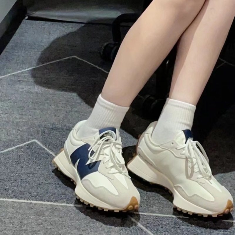 nb327 スポーツシューズ エンジェルグレー カジュアル レトロ 厚底 インナーハイトップ ランニングシューズ 男女兼用 Nハイバージョン 通気性と身長アップ効果|undefined