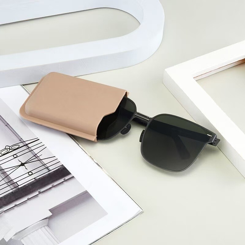 2024 Douyin Same Card Glasses Case Foldableing Anti-Fall Portable Ultra-Thin Mini Ins Style Pure Color Myopia Glasses