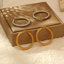�羳�W���r�ЈA�λ��y���P䓶��hŮʽ�����ٴ��18K���s������l