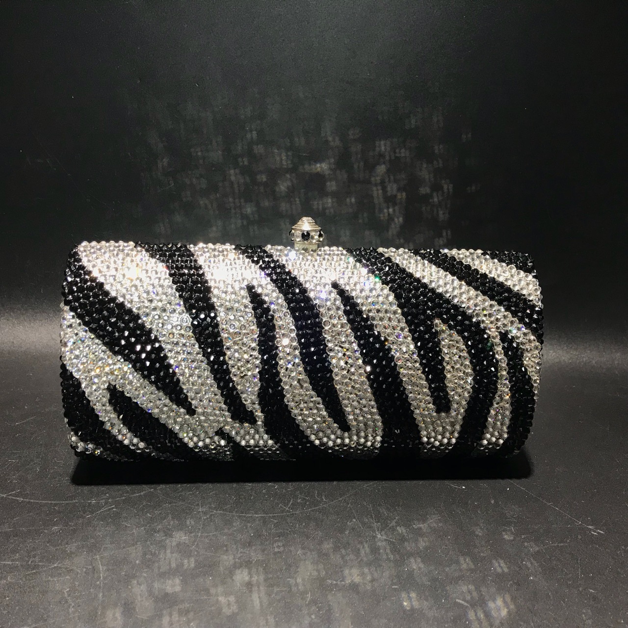 Transfronterizos nuevos cebra diamantes bolsa de cena europea y americana bolsa de diamantes de mano mano de mujer bolsa de diamantes de mano