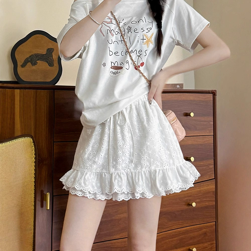 Белая кружевная юбка для женщин, лето 2025, новая милая утягивающая короткая юбка-кюлоты, повседневная юбка-трапеция