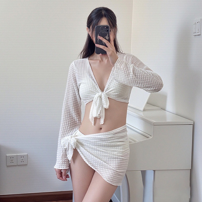 Traje de baño para mujer 2025 bikini de cuatro piezas de color sólido dividido de alta gama traje de baño de vacaciones de aguas termales de playa sexy