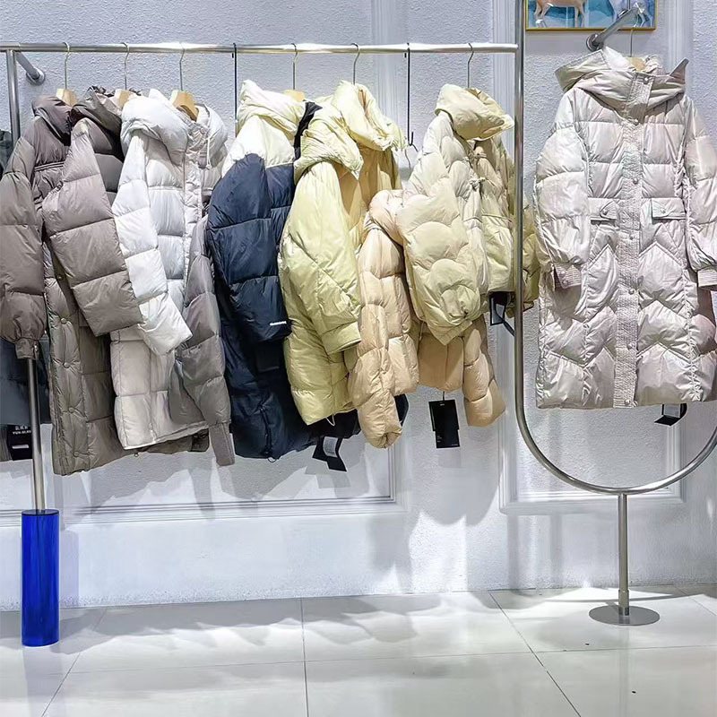 25冬云栖絮鹅绒服专柜品牌撤柜5A级白鹅朵朵绒鹅绒服走份尾货批发