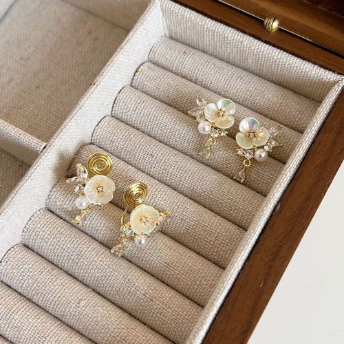 Fresh and Sweet, French-Style Exquisite and Ethereal Pearl Flower Earrings, Tea-Series Girly and Fresh Earrings for Women