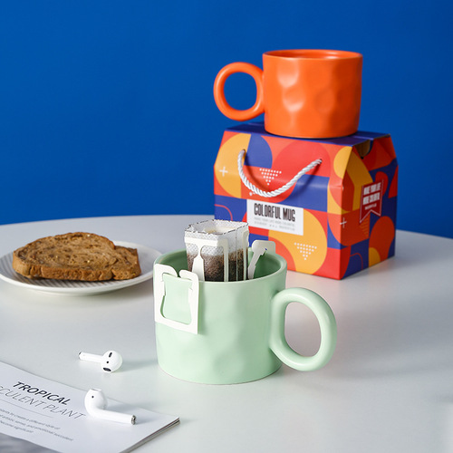 Instagram-style creative high-value minimalist mugs, promotional gifts, ceramic cups, big-eared Bobo cups, coffee cups
