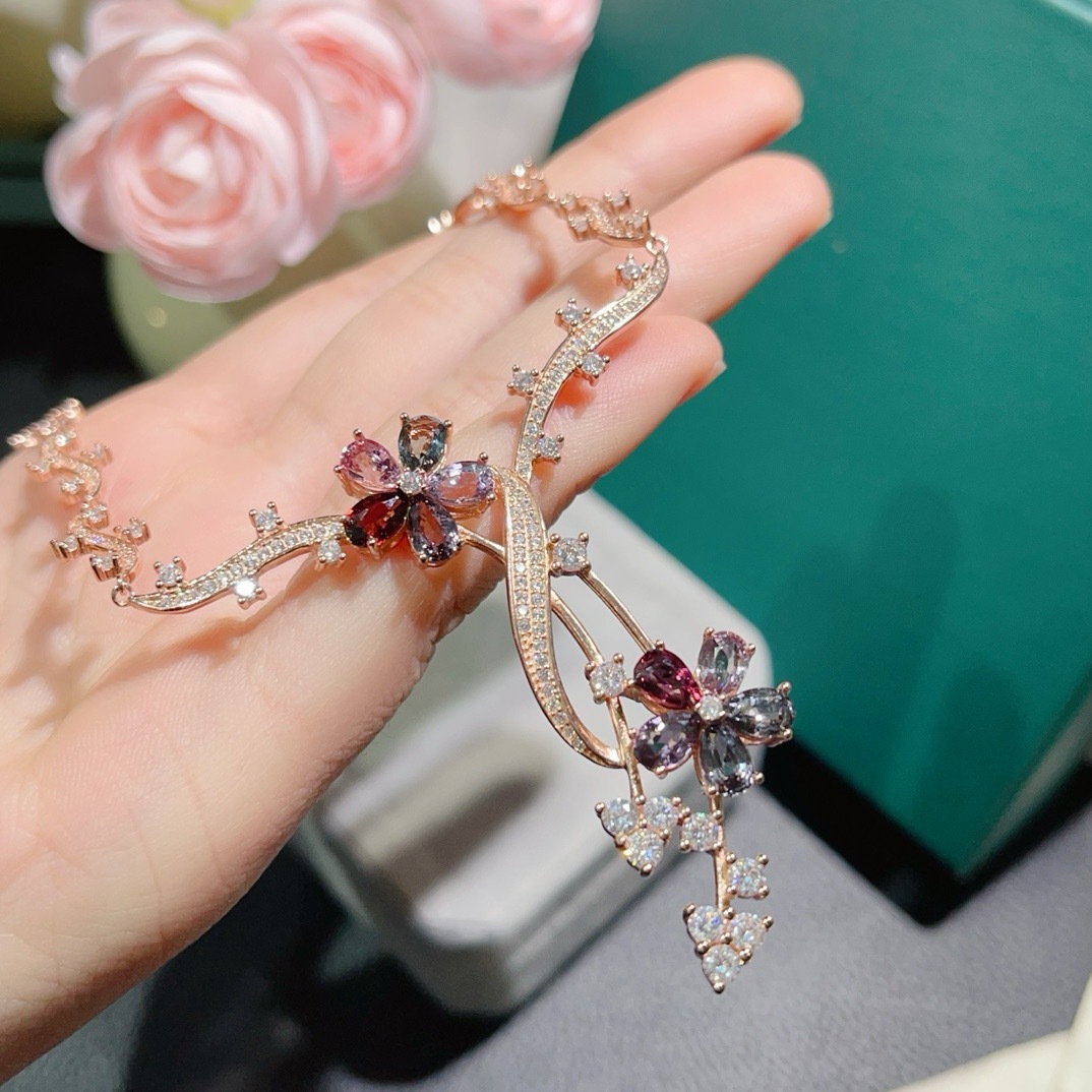 Pure natural spinel necklace, 5A grade gemstone, size 4*6mm, meticulously set in 925 silver