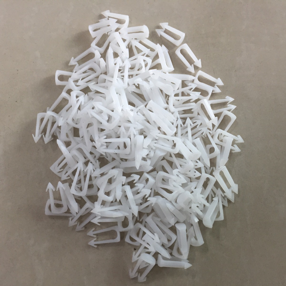 U型卡子 电采暖 电地暖专用发热电缆专用 韩国大宇艾乐佳