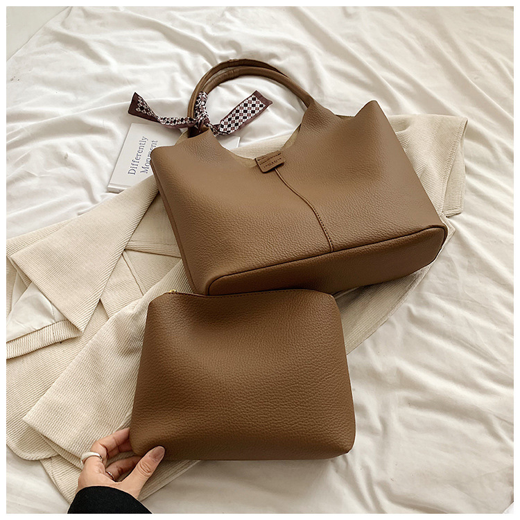 Simple bolsa de gran capacidad 2024 nuevo otoño estilo coreano bolsa de tendencia madre bolsa de viaje bolso de hombro de mano
