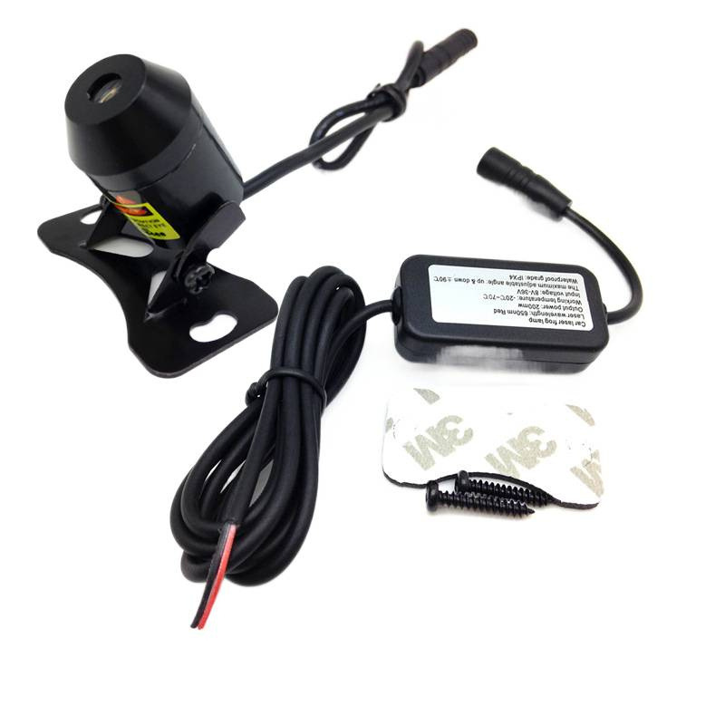 12V línea recta láser niebla luz trasera motocicleta accesorios de modificación de automóviles decoración anti-colisión trasera lámpara de advertencia led