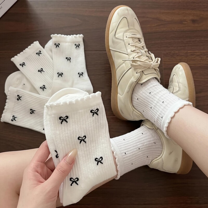 New Spring and Summer Breathable Cotton Socks with Polka Dots and Bow Jacquard, Sweet and Cute College-Style Lolita Socks New Spring and Summer Breathable Cotton Socks with Polka Dots and Bow Jacquard, Sweet and Cute College-Style Lolita Socks