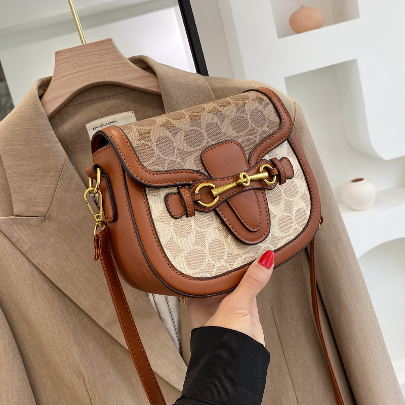 High-end Sense Bag Women's Bag 2024 New Fashion All-match Saddle Bag Trendy Instagram Women's Shoulder Crossbody Bag Cross-border High-end Sense Bag Women's Bag 2024 New Fashion All-match Saddle Bag Trendy Instagram Women's Shoulder Crossbody Bag Cross-border
