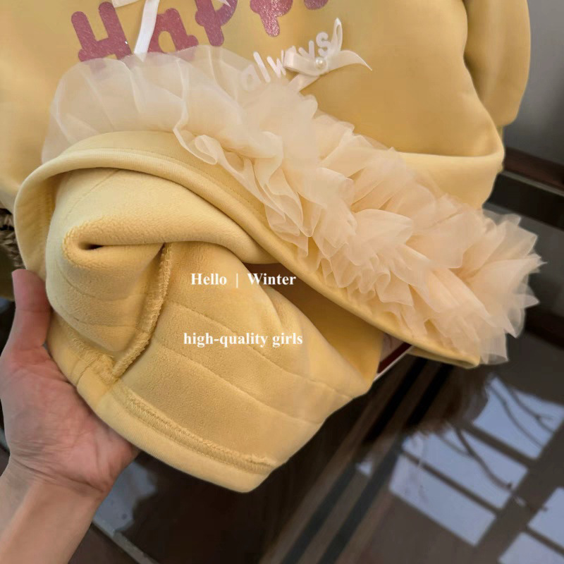 25 otoño y invierno bebés letras dulces impresión de manga larga empalme camiseta de malla