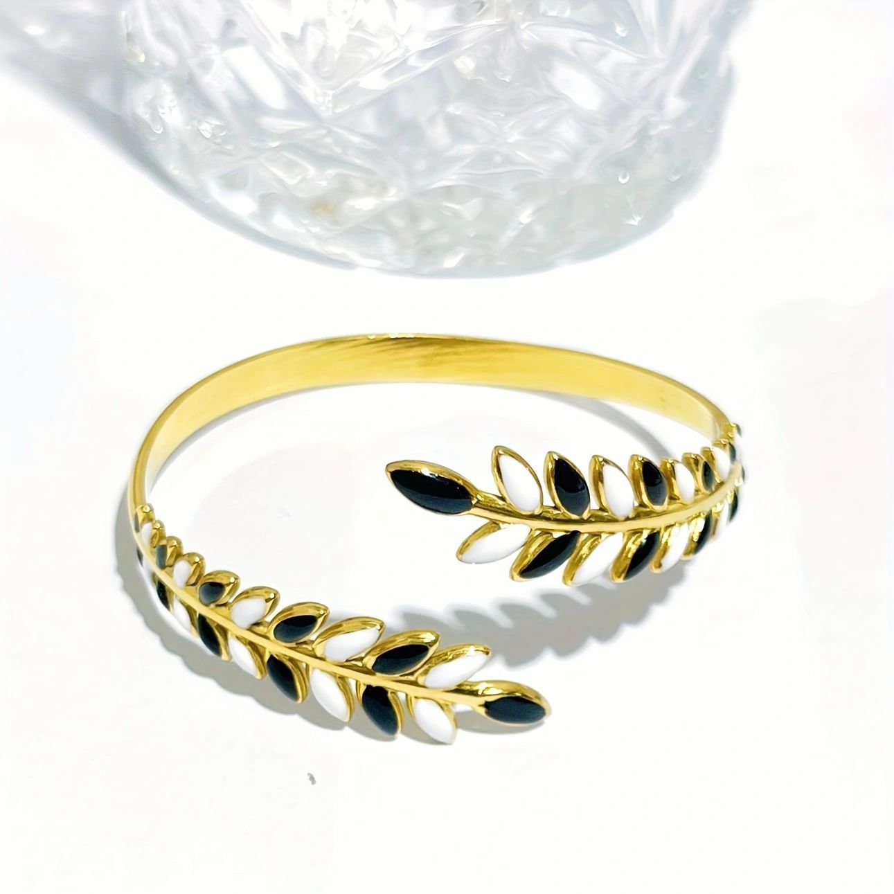 Pulsera de aceite de goteo de acero inoxidable clásico, joyería de todo fósforo para mujer, apertura de acero de titanio de alto valor, joyería no decolora al por mayor