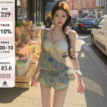 你的懒懒llan英区留学生纯欲俏皮百搭两色牛仔背带短裤女新款