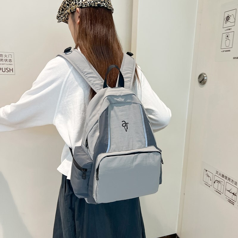 Simple Colorblock Backpack Large Capacity Commuting Backpack for Men and Women College Students Class Schoolbag Travel Computer Bag