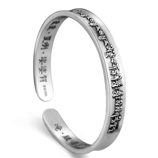 �͹ź��s�Ї��L�Ľ��y���S���������Cɭϵ��Ů�����ĸ����y���C��