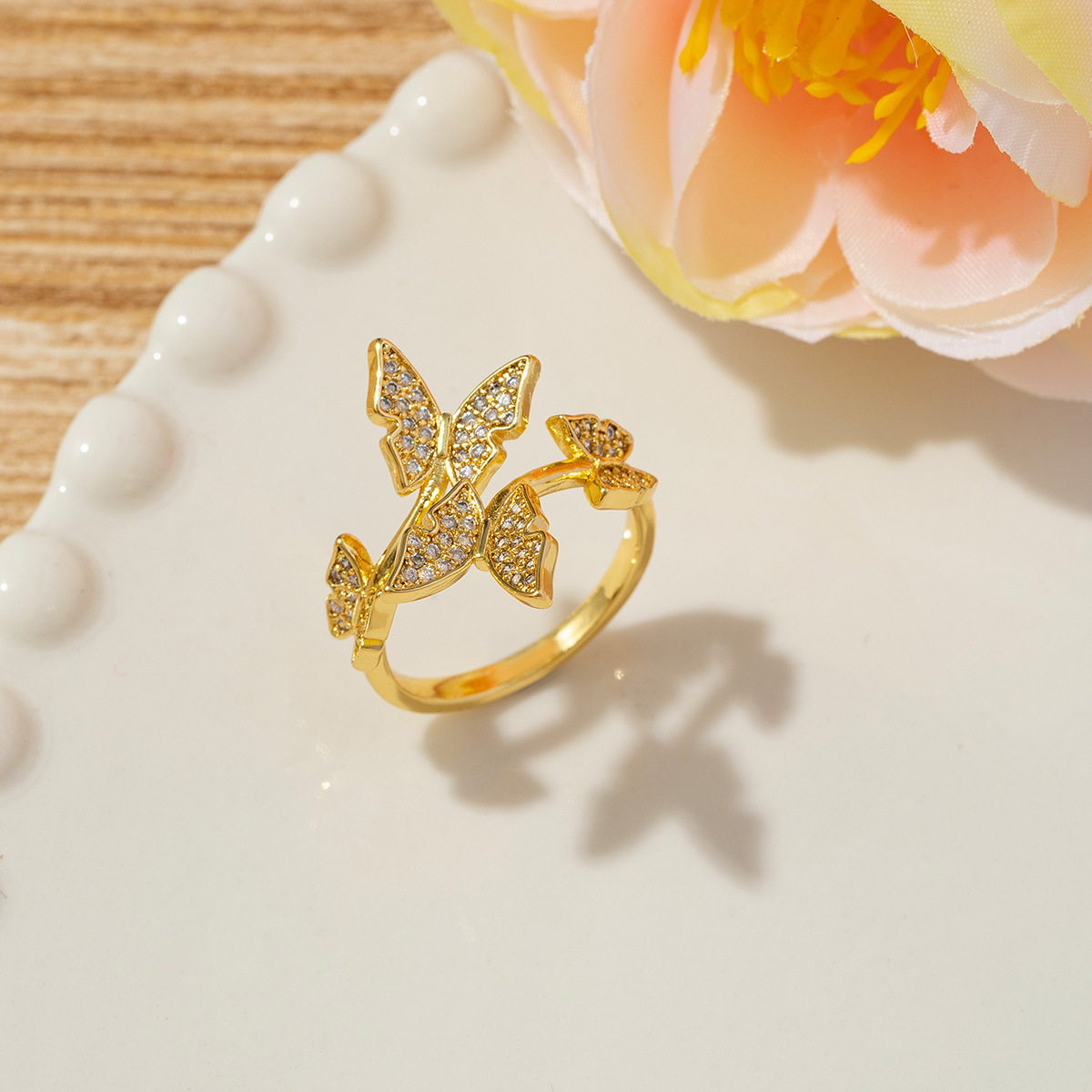 Anello da donna con cintura piena di diamanti, nuovo design di moda vintage_voghion.com