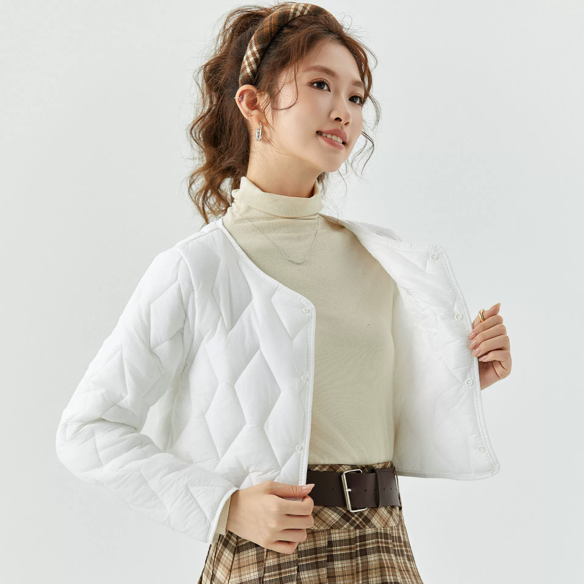 Demi‑season Short Down Jacket (Shirt Xuan Clothing), Cotton‑padded, City Casual for Women