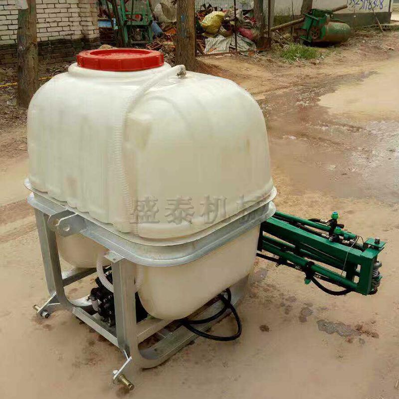 拖拉机打药机 悬挂式四轮喷药机 大田拉管式喷药玉米地打药机