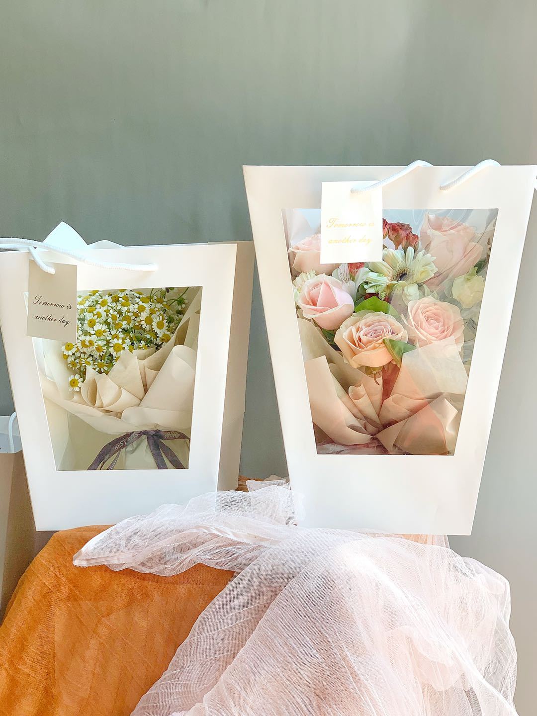 橱窗手提袋 母亲节开窗透明鲜花伴手礼包装袋 花束玩具礼品盒现货详情11