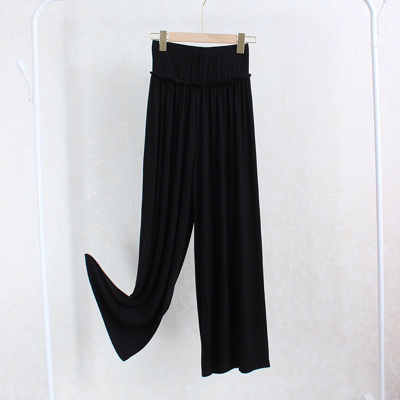 Черные штаны