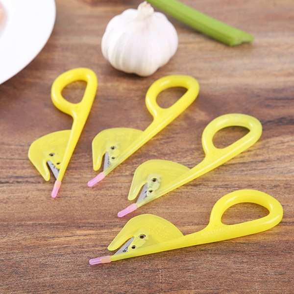 Chicken intestine knife