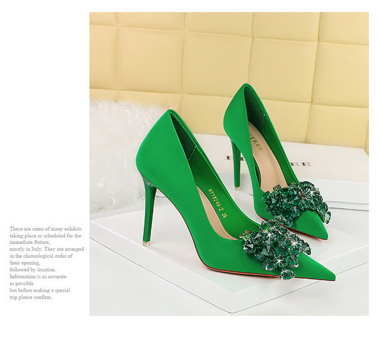 High Heels Women's Satin Pointed Court Shoes For Wedding Parties_voghion.com
