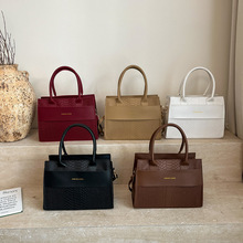 Ůʿ������W���r���{�~�y����󷽰�Ů���|ͨ�ڰٴ�μ�б���Ů