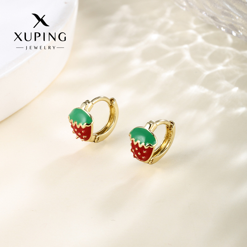 Xuping joyas nuevos lindos aretes de fresa aretes de frutas de viento dulce nicho diseño fresco otoño invierno joyas de orejas
