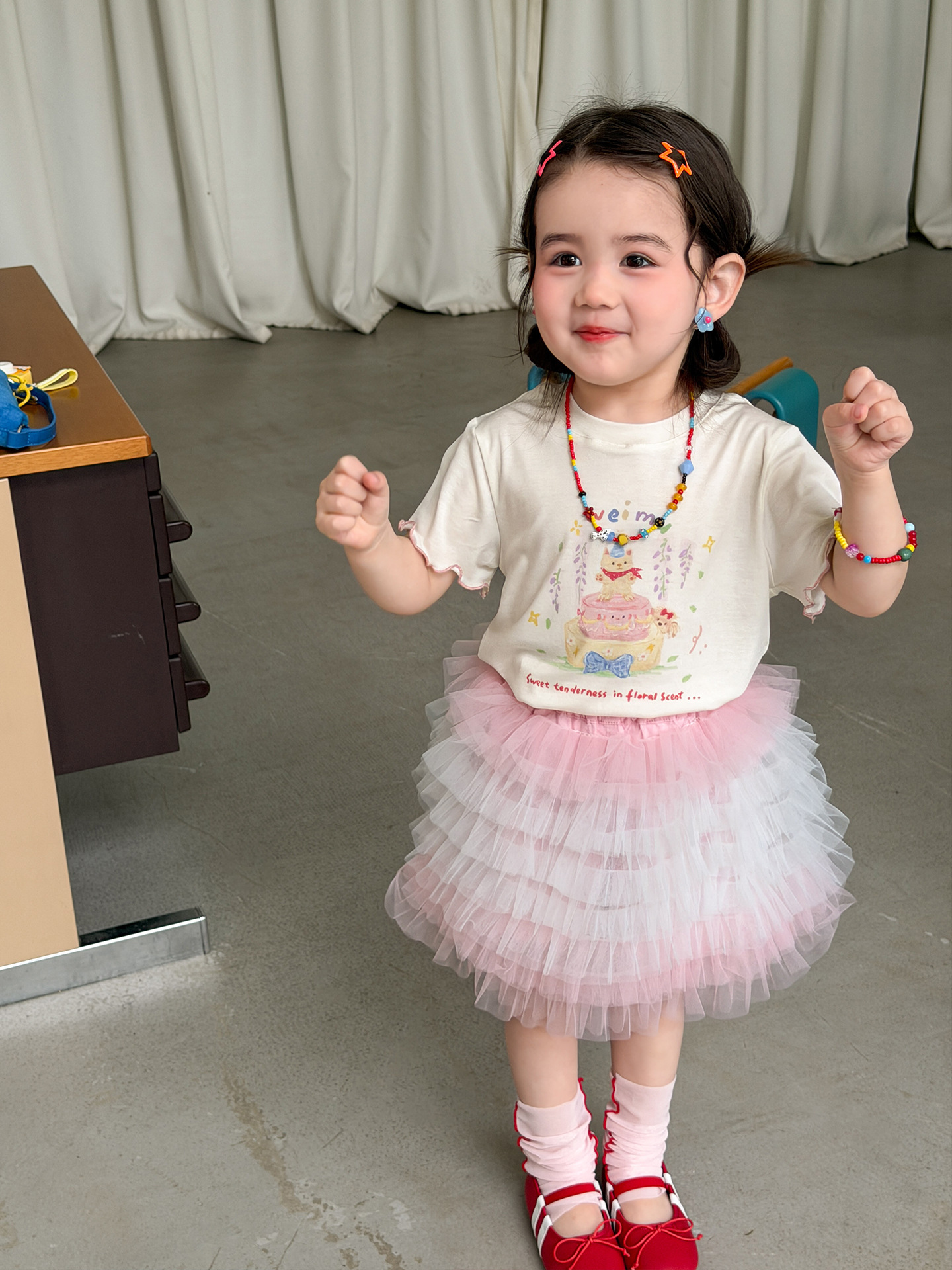 Caña de azúcar de pera ropa infantil de niñas de mitad de cuerpo de verano delgado 2026 falda de pastel falda de princesa falda de niños falda corta