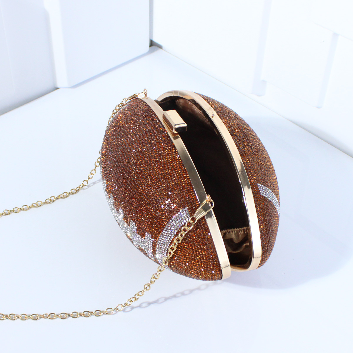 Aangeven Verhelpen Bergkristal Rugby Bergkristal Ovaal Avondtassen display picture 12