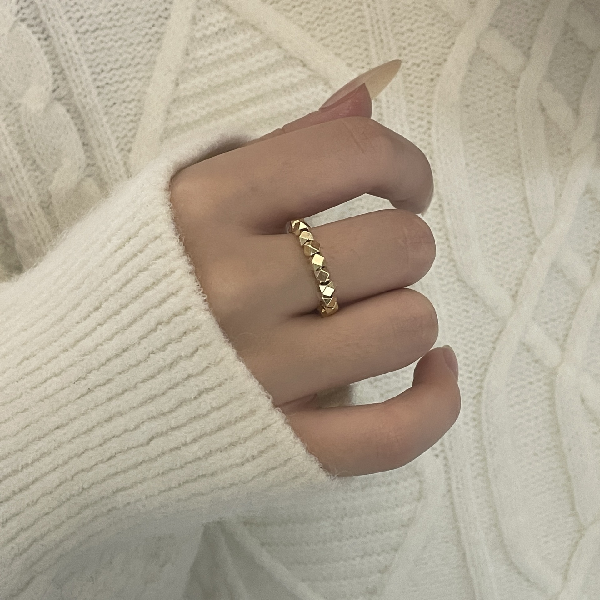 New Niche Design Simple Geometric Square Beaded Rotatable Plain Ring Fashion Personality Open Ring display picture 1