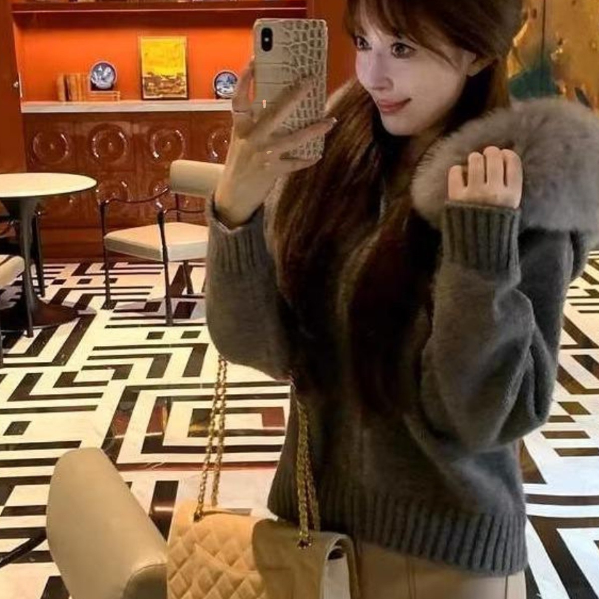 [모팬] 24 년 가을 푸위안 백여우 모피 스웨터 코트 여자 겨울 고급 감각 게으른 바람 지퍼 후드
