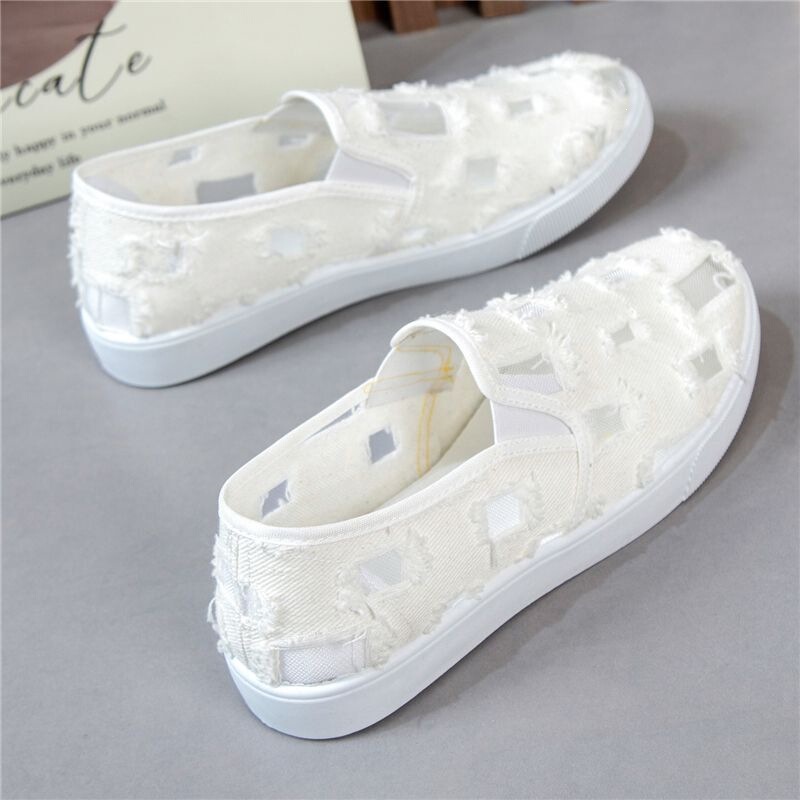 Soft-Soled Mom Shoes, Hollow-Out Slip-On Casual Shoes, Breathable Shallow-Mouthed Women's Old Beijing Cloth Shoes, Small White Mesh Shoes for Summer