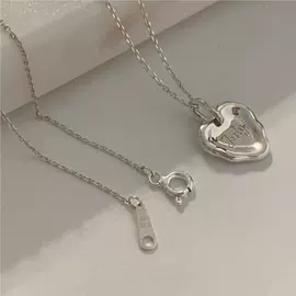 戒指;耳钉;项链