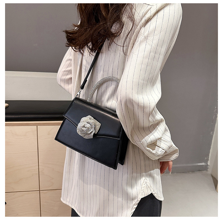 Women's Small Pu Leather Solid Color Flower Streetwear Magnetic Buckle Crossbody Bag display picture 14