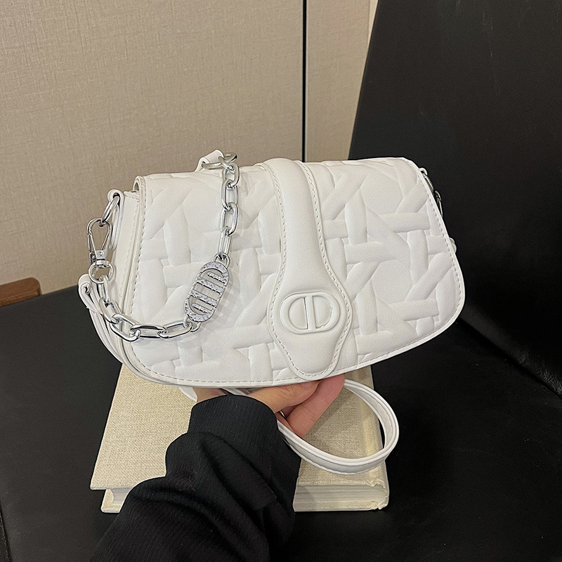 Bolso de cadena de nicho de sentido de alta gama transfronterizo para mujer 2025 nuevo bolso de todo fósforo de moda bolso de mensajero de un solo hombro de estilo occidental